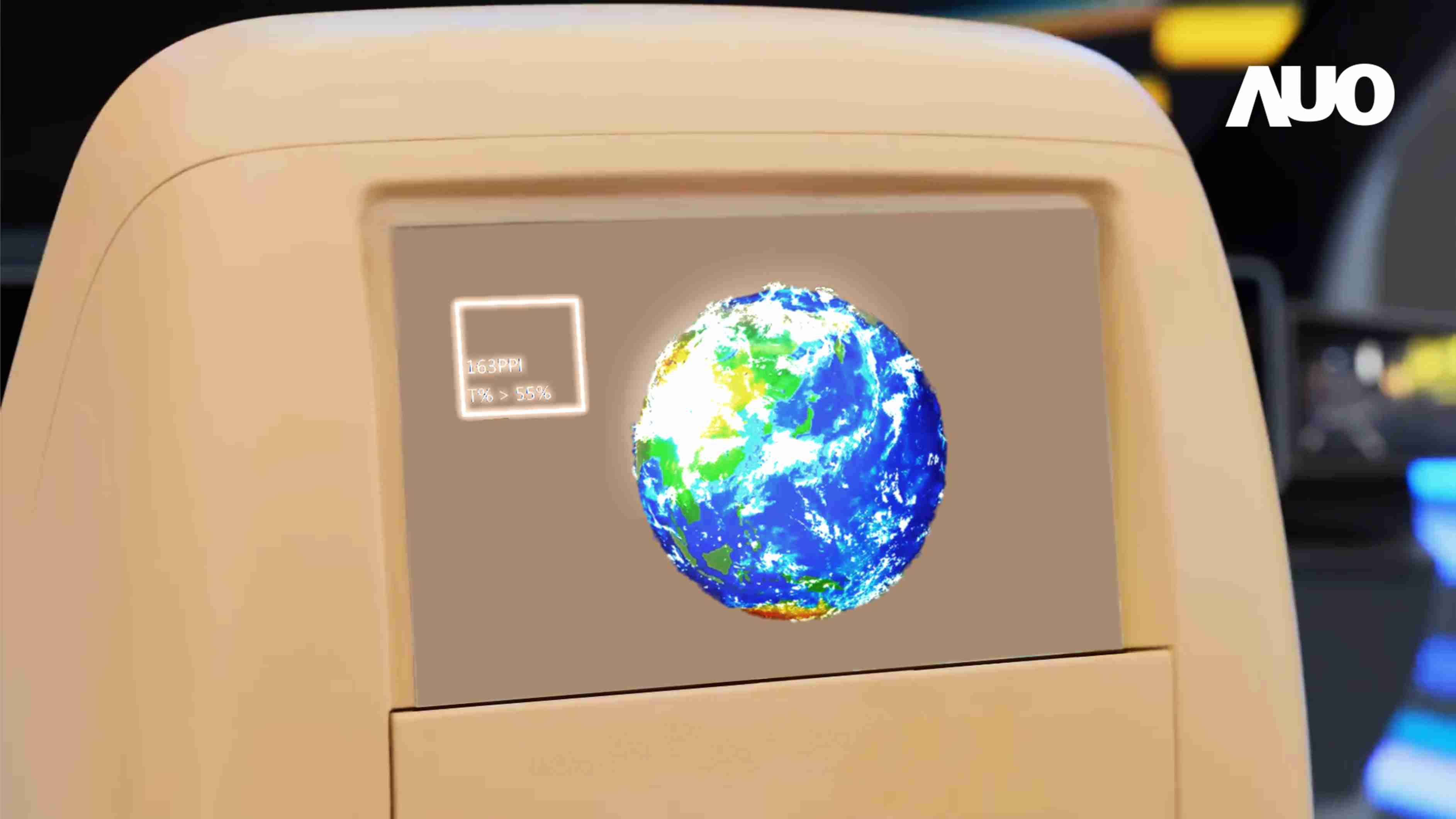 红龙扑克突破设计与制程挑战，，，，推出全球最高分辨率163ppi的13.5吋透明Micro LED面板，，，并积极布局智能车市场，，以期拓展透明显示应用的可能性